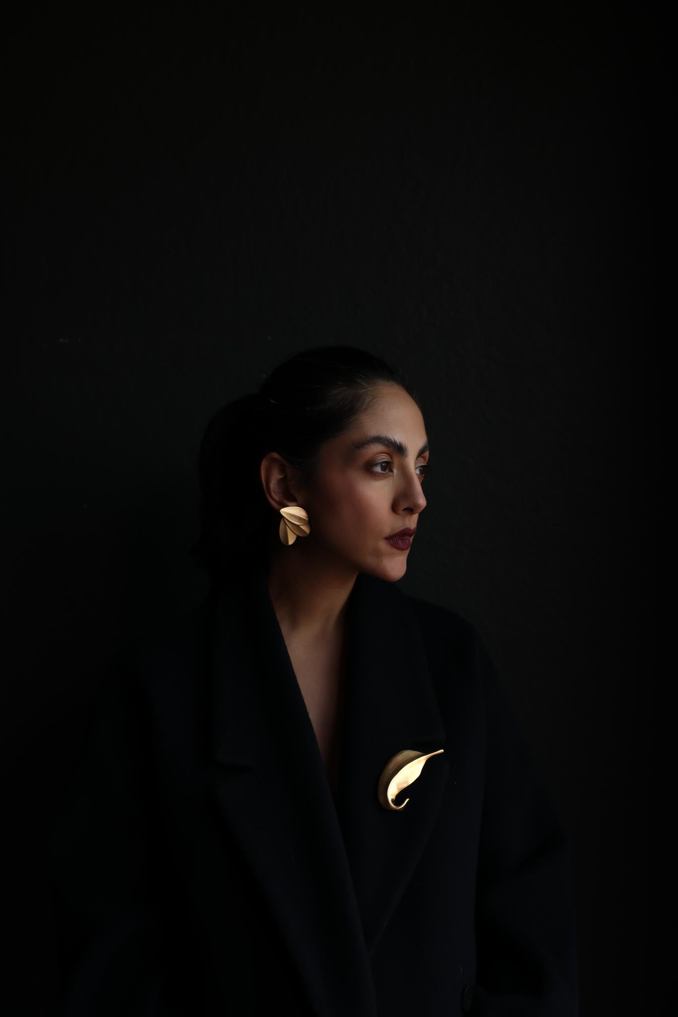 Matte Gold Leaf Brooch