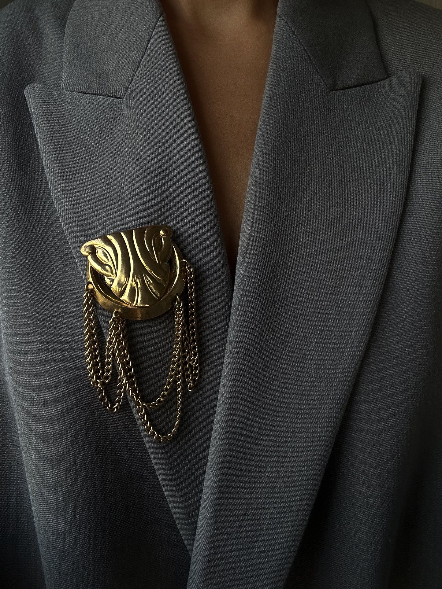Gilded Drape Brooch|Vintage Baazaar 