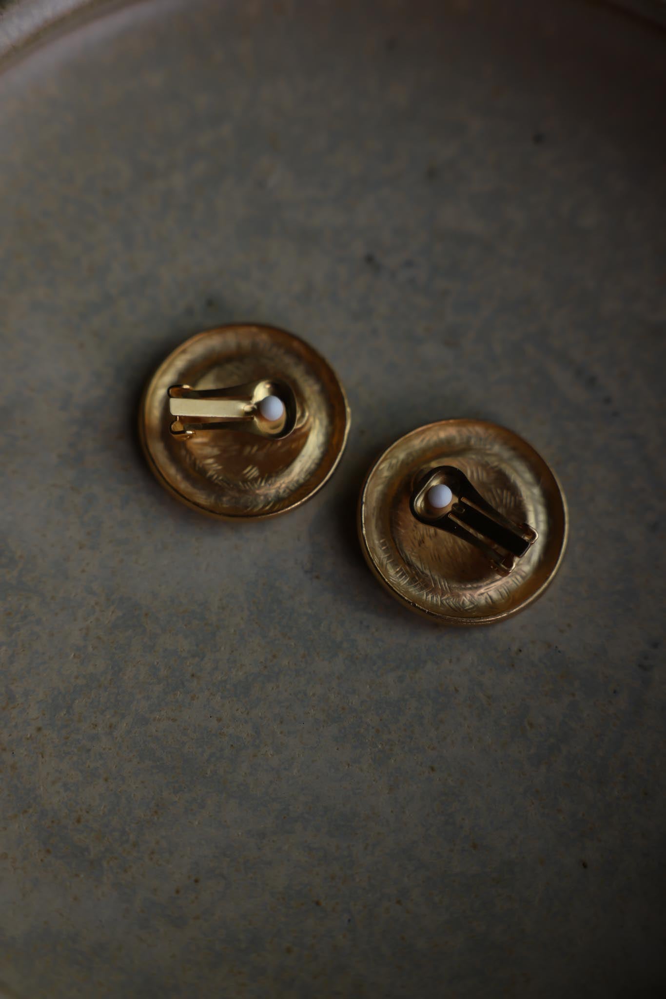 Matte Gold Quilted Round Clip-On Earrings
