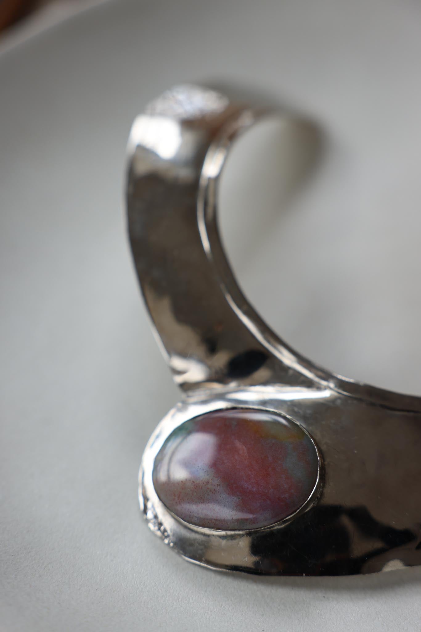 Hammered Silver-Tone Statement Collar Necklace|Vintage Baazaar 