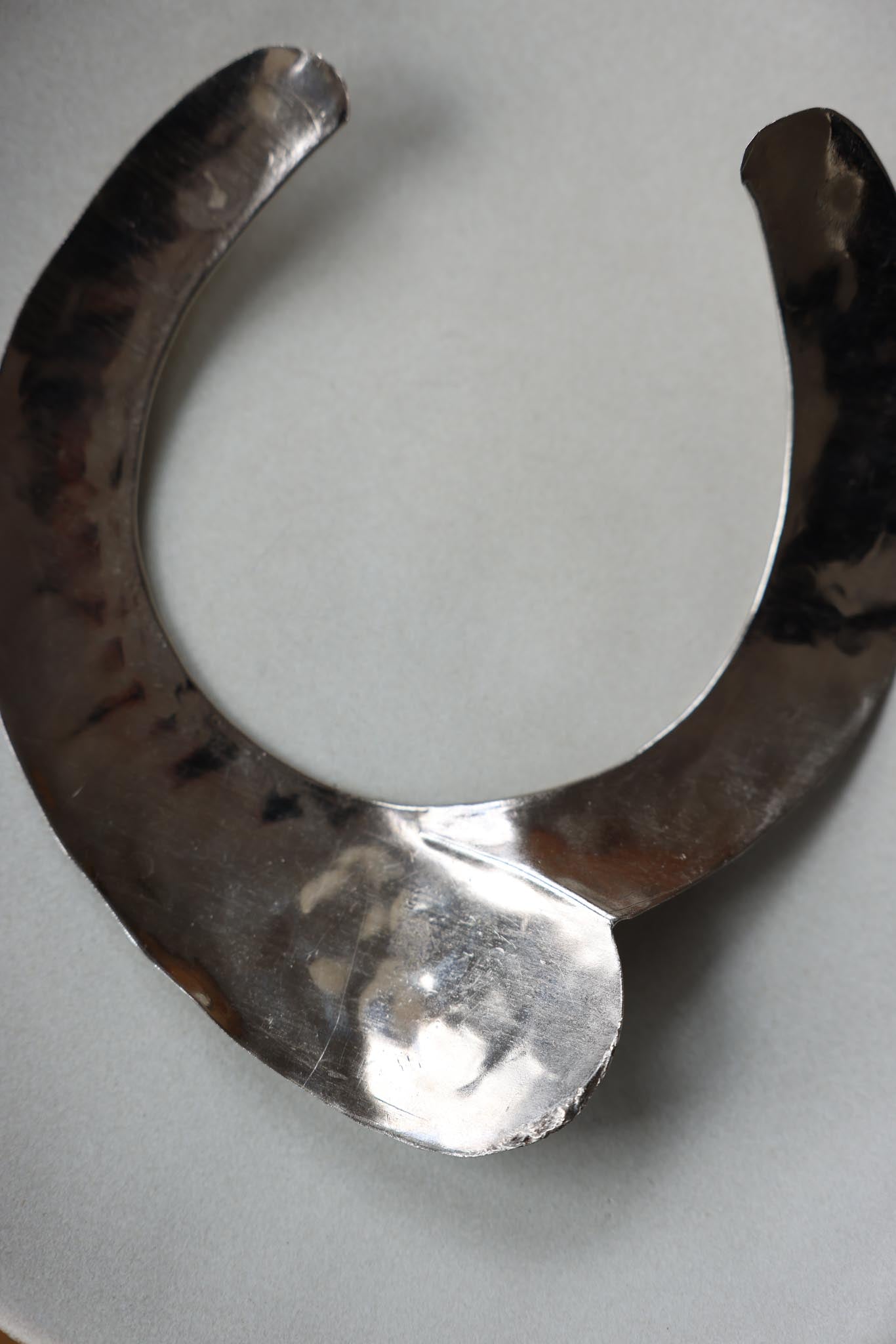 Hammered Silver-Tone Statement Collar Necklace|Vintage Baazaar 