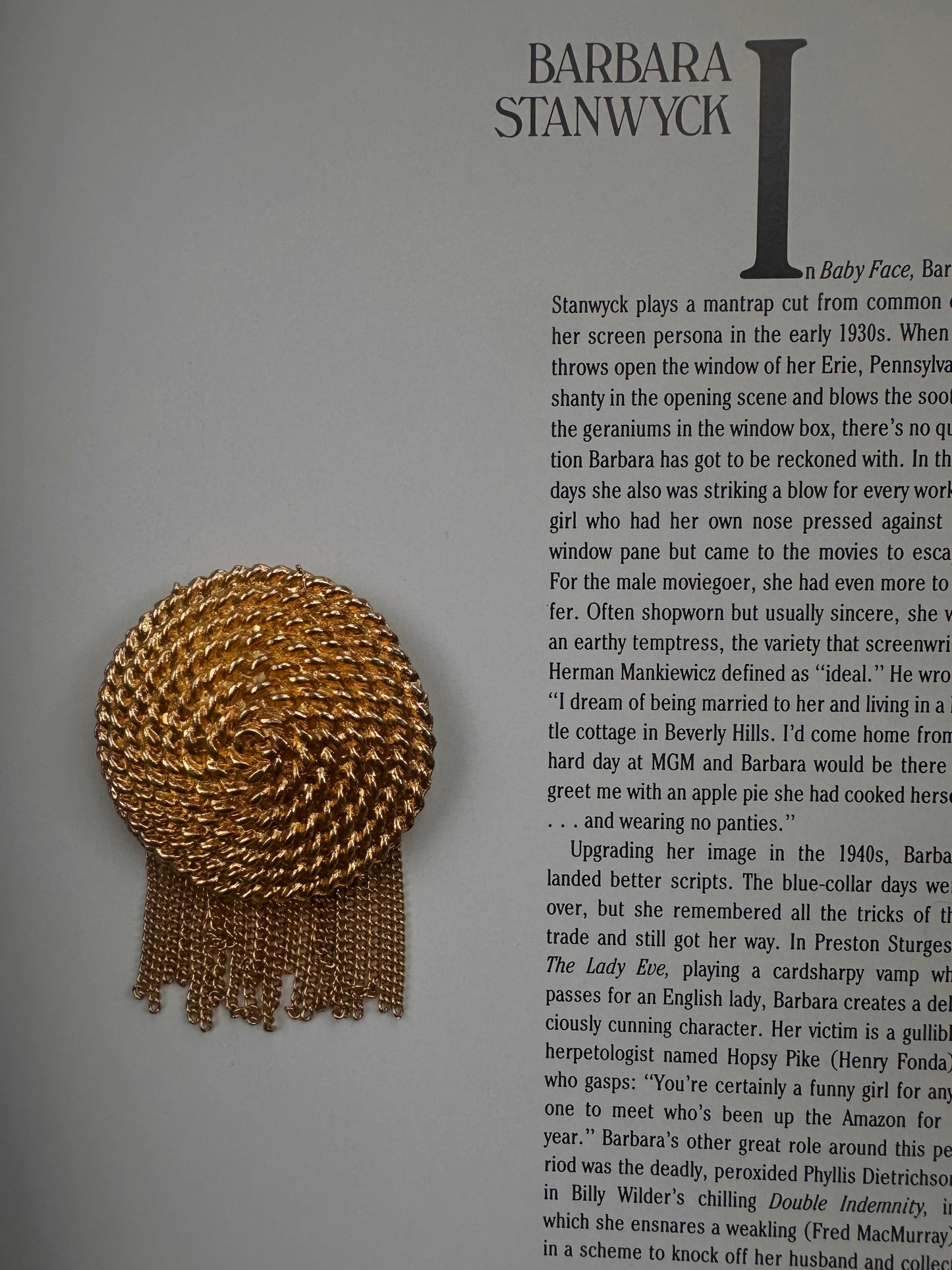 Golden Spiral Tassel Brooch|Vintage Baazaar 