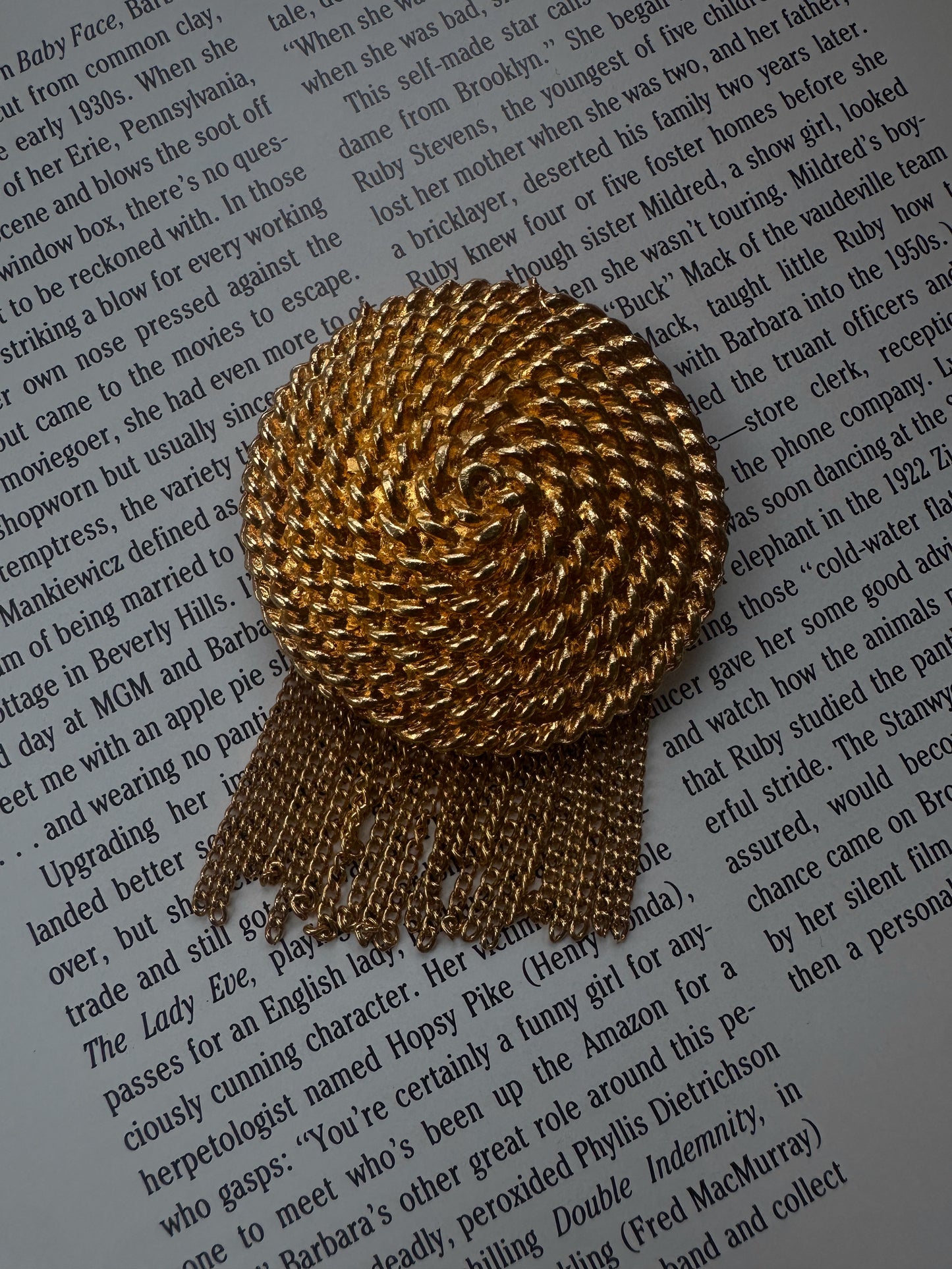 Golden Spiral Tassel Brooch|Vintage Baazaar 