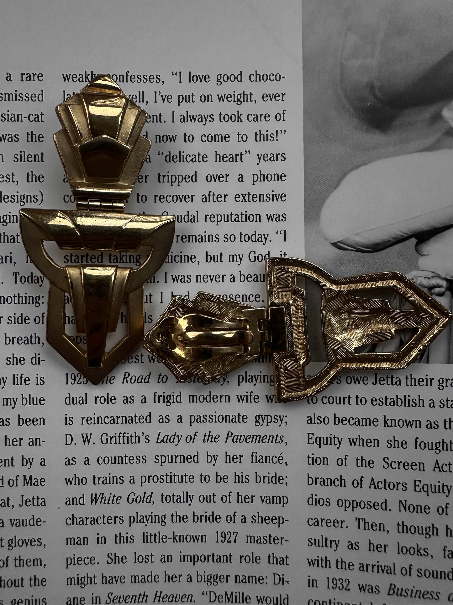 Golden Pharaoh Earrings|Vintage Baazaar 