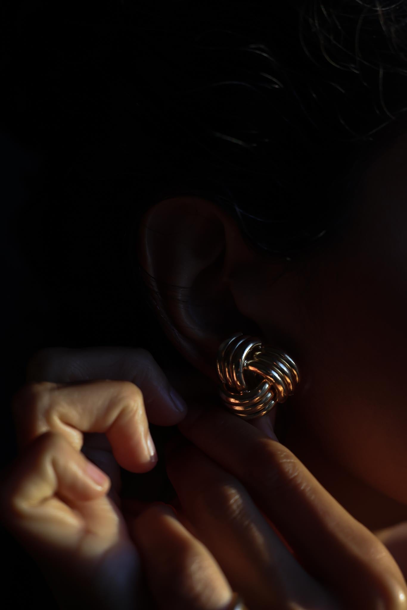 Golden Knot Earrings|Vintage Baazaar 