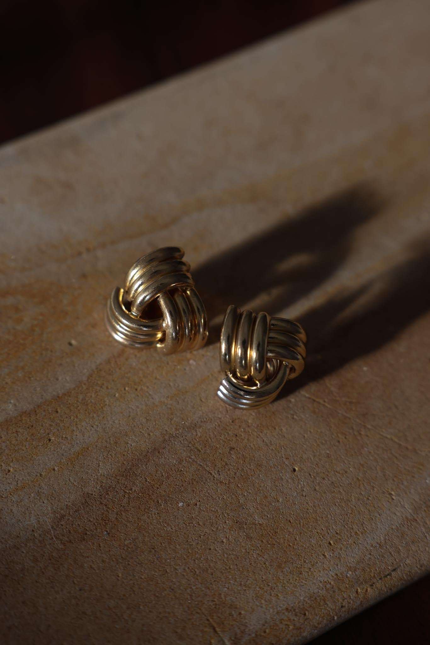 Golden Knot Earrings|Vintage Baazaar 