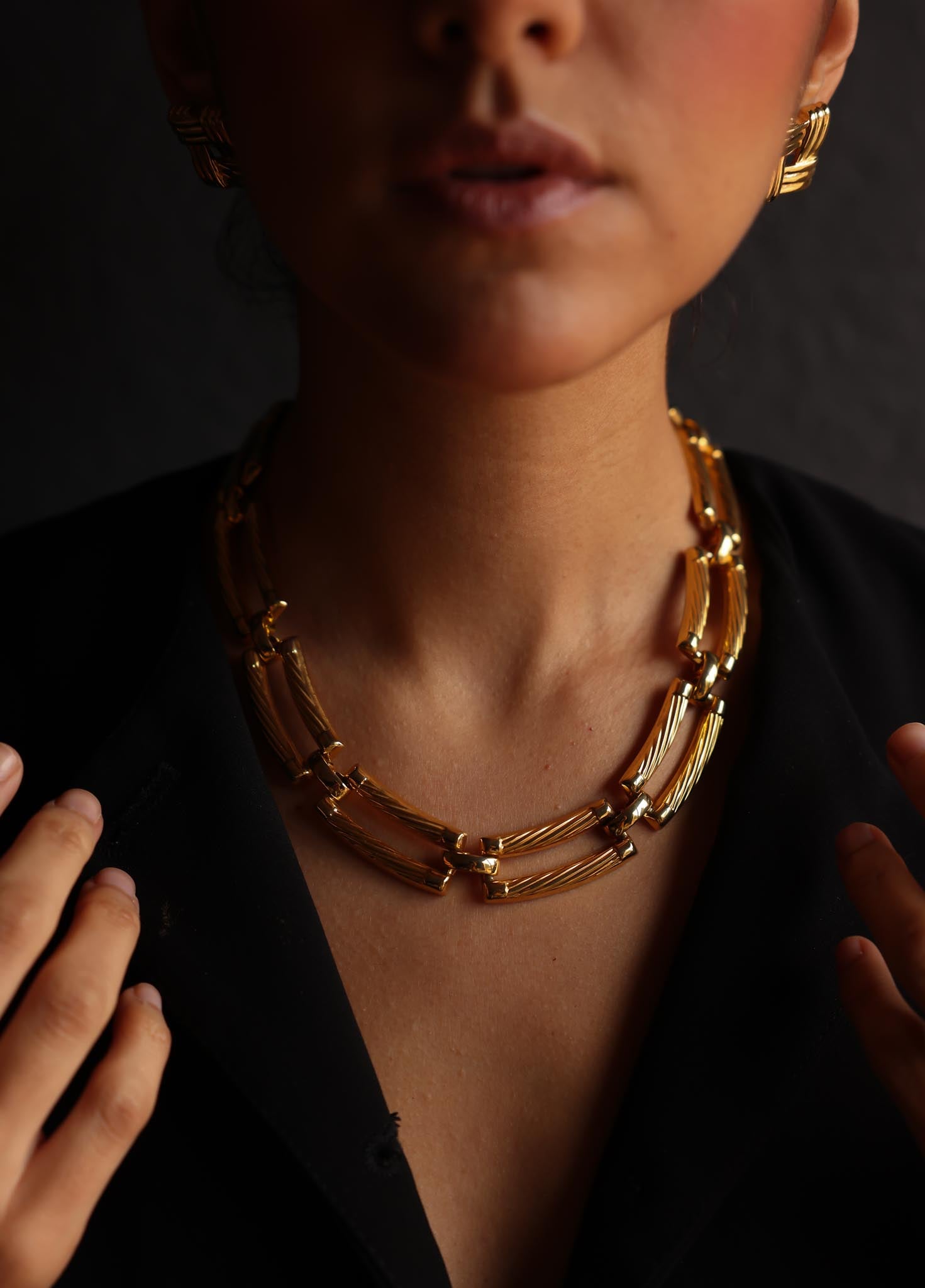 Gold-Tone Double-Link Statement Necklace|Vintage Baazaar 
