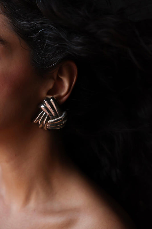 Woven Silver Clip-On Earrings|Vintage Baazaar 