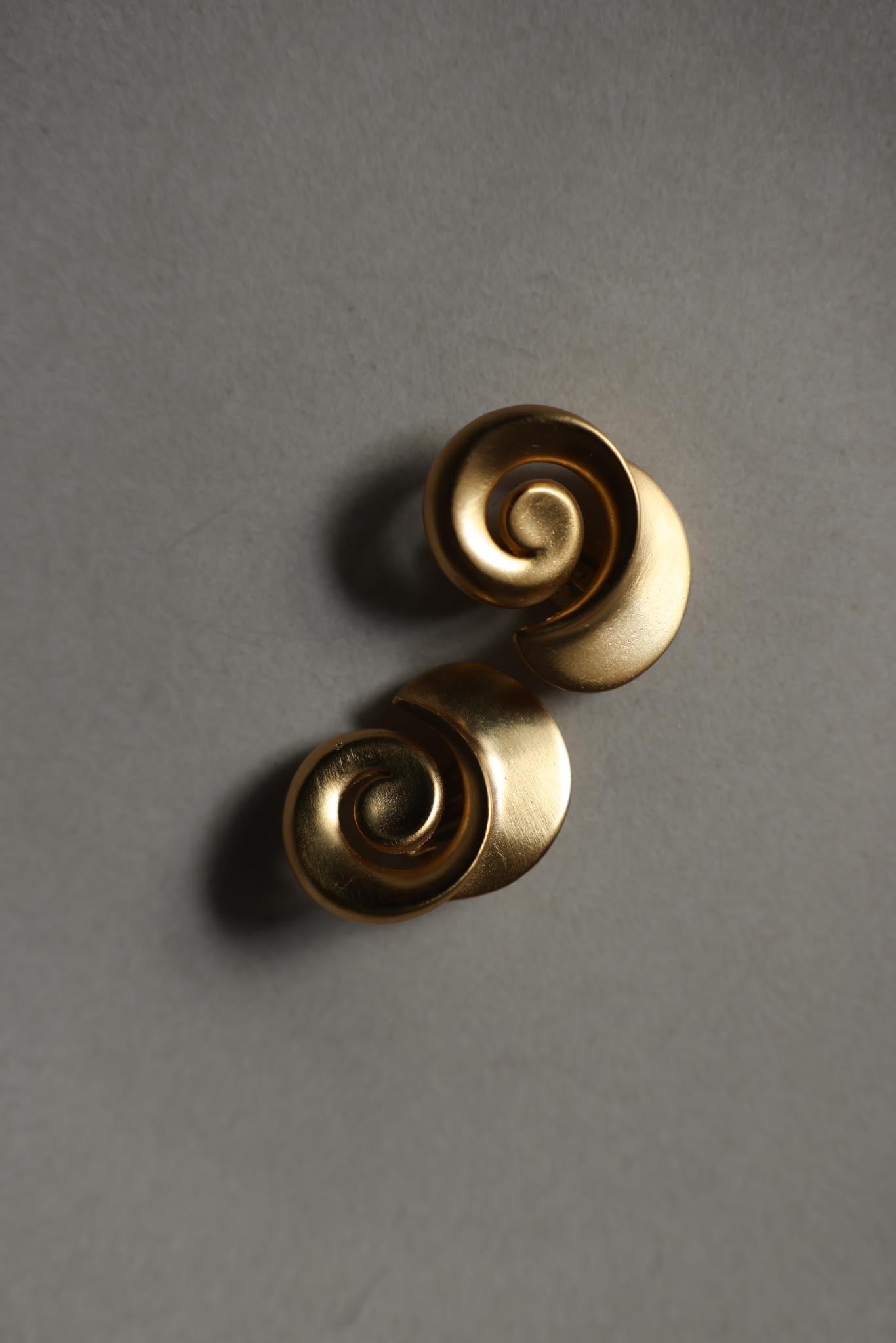 Golden Spiral Clip-On Earrings|Vintage Baazaar 