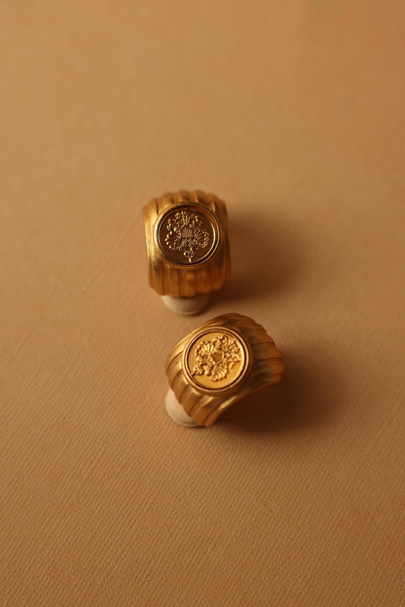 Embossed Crest Brushed Gold Clip-On Earrings|Vintage Baazaar 