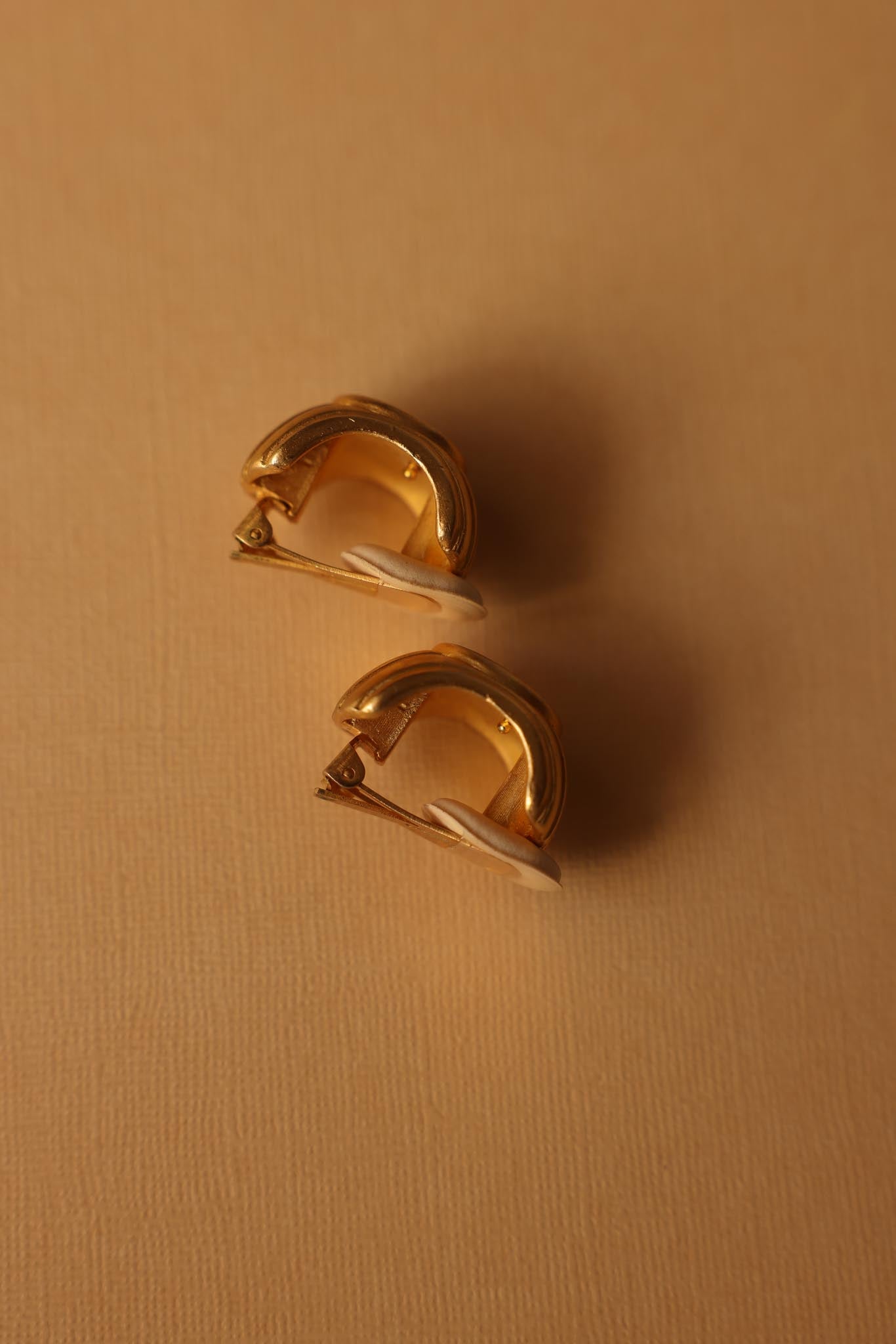 Embossed Crest Brushed Gold Clip-On Earrings|Vintage Baazaar 