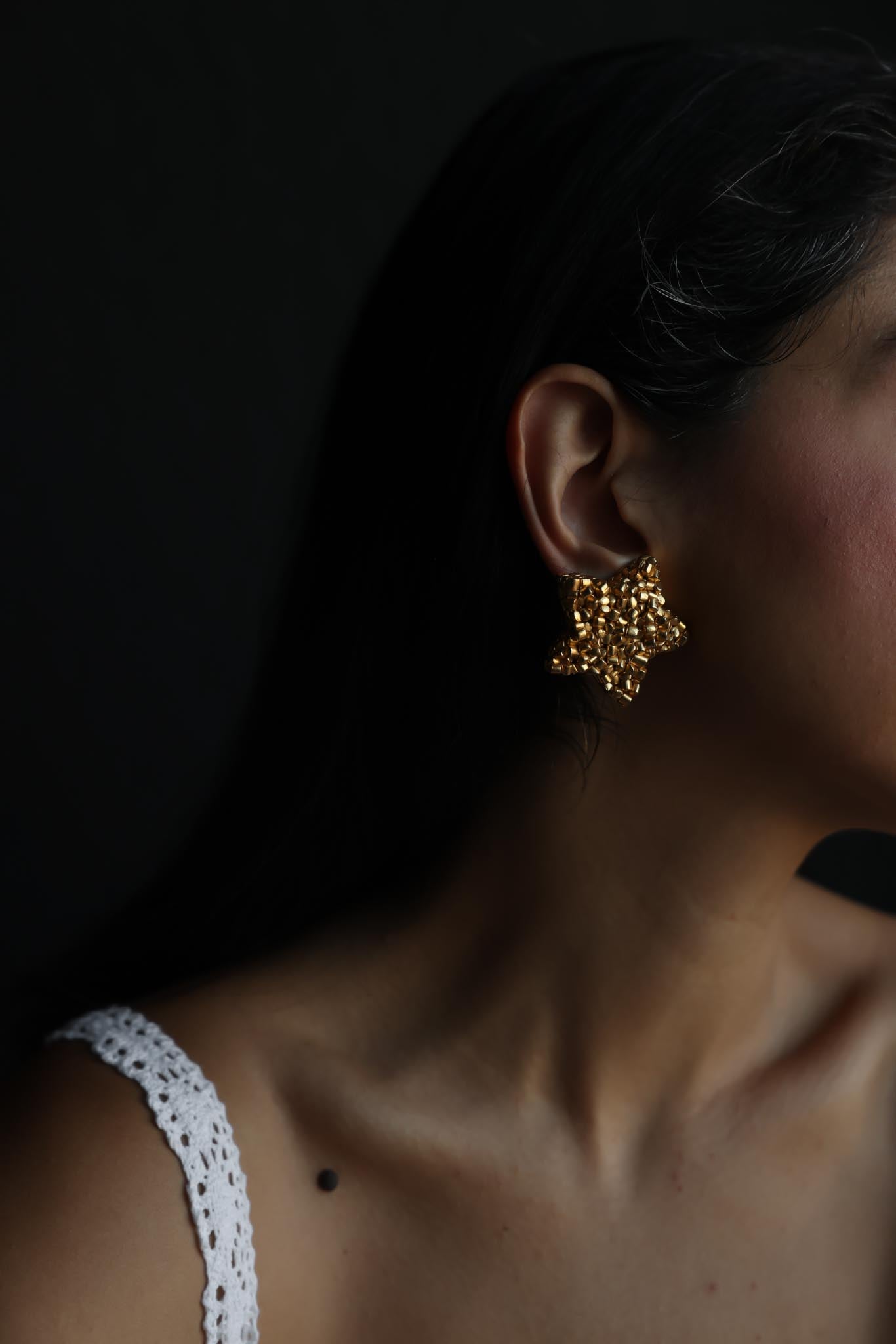 Vintage Chunky Gold Tone Textured Star Clip-On Earrings