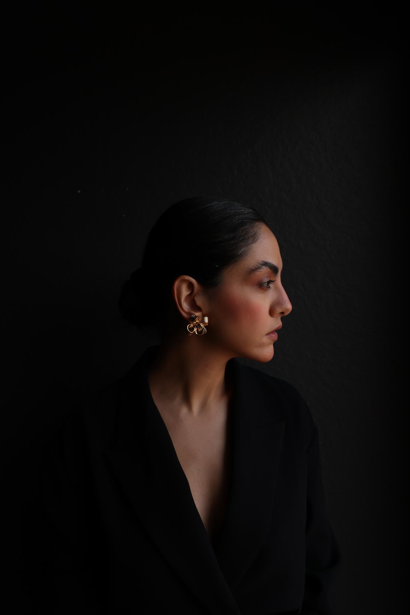KJL Gold-Tone Bow Clip-On Earrings|Vintage Baazaar 