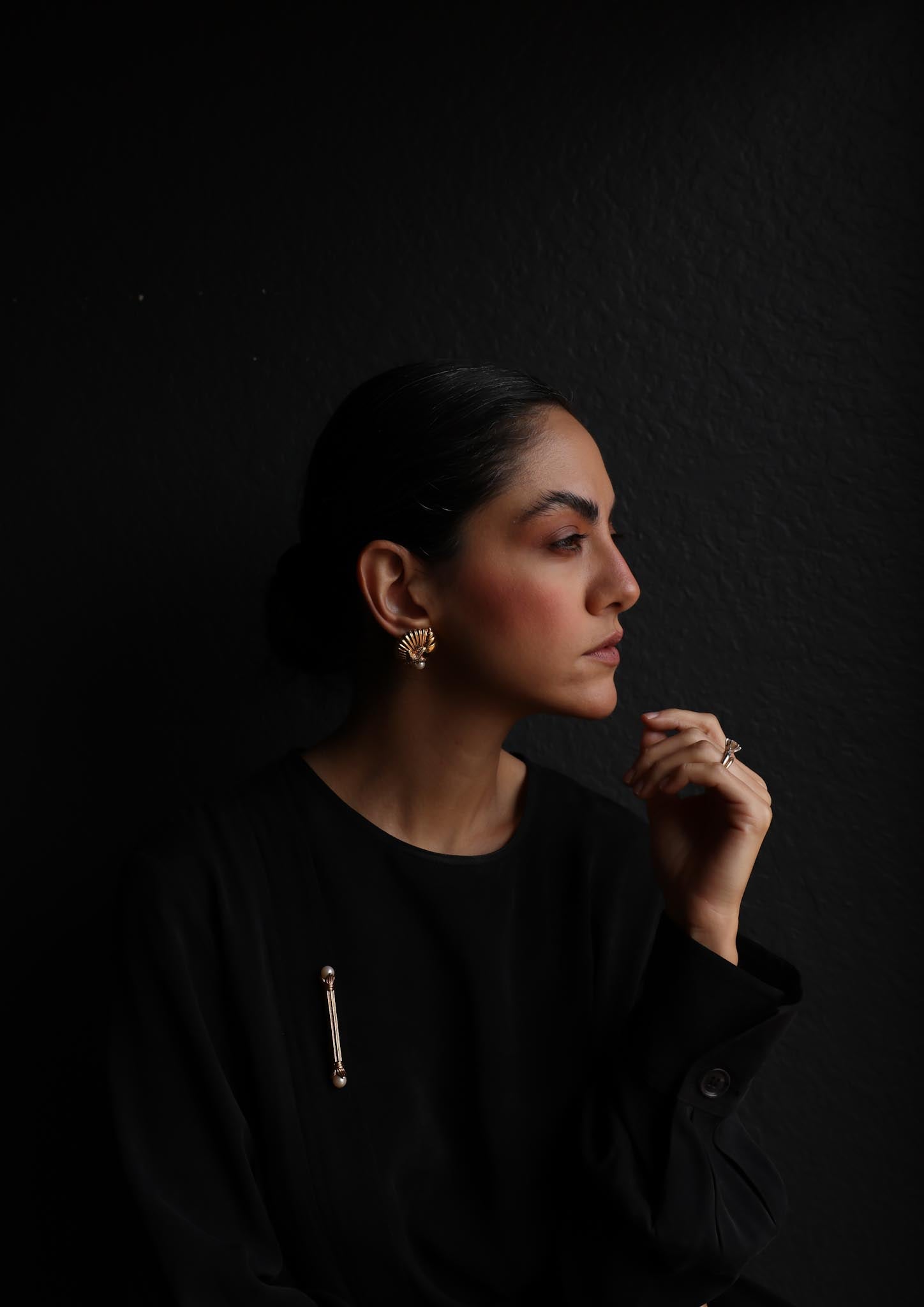 Krementz Pearl Bar Brooch|Vintage Baazaar 