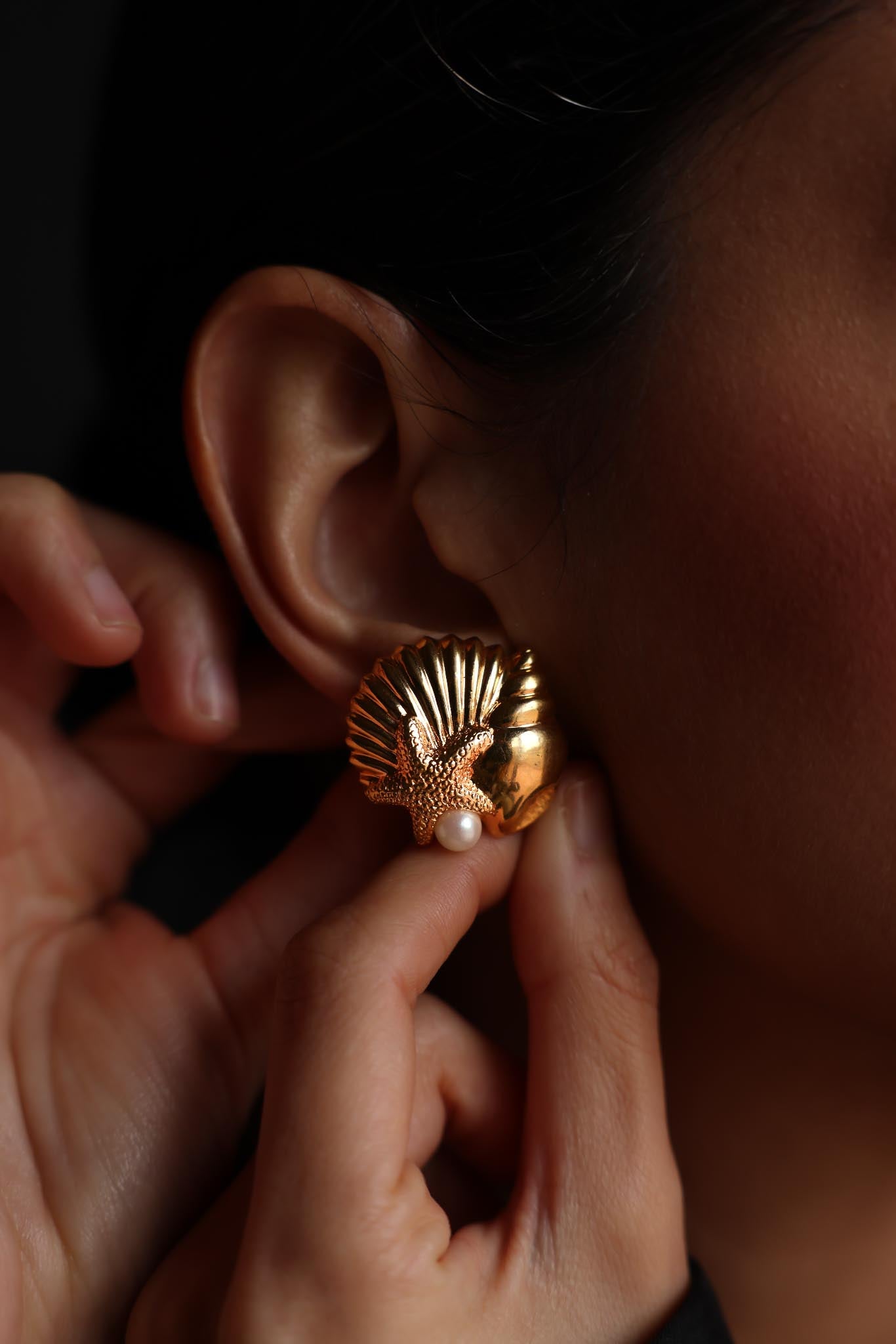 Avon Gold-Tone Shell & Starfish Earrings with Faux Pearls|Vintage Baazaar 
