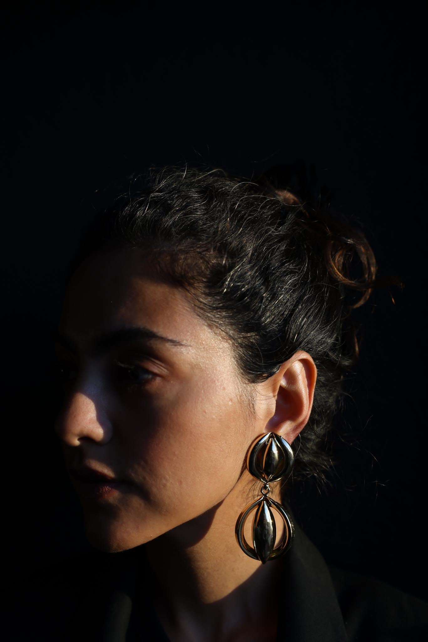 Golden Lantern Earrings|Vintage Baazaar 