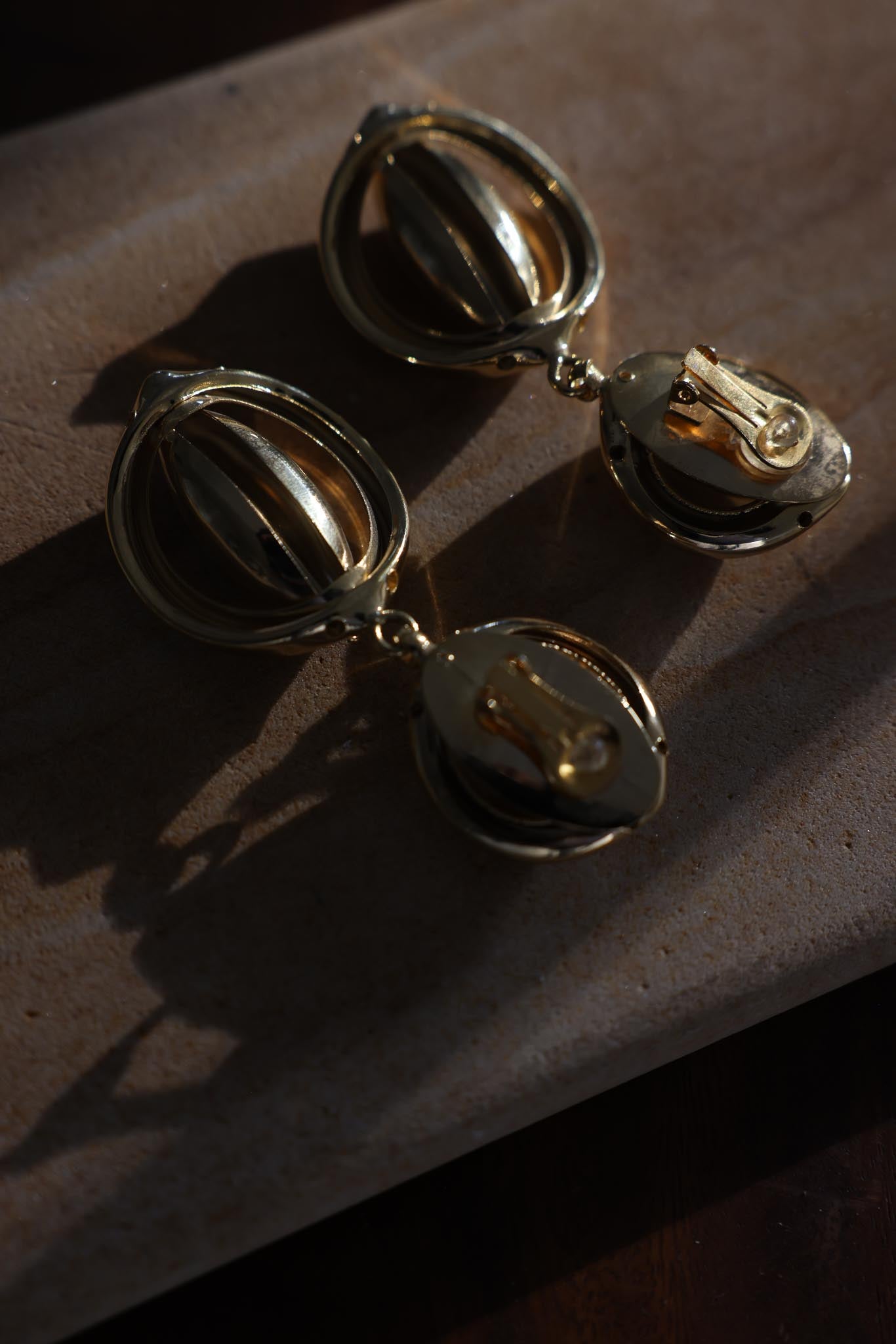 Golden Lantern Earrings|Vintage Baazaar 