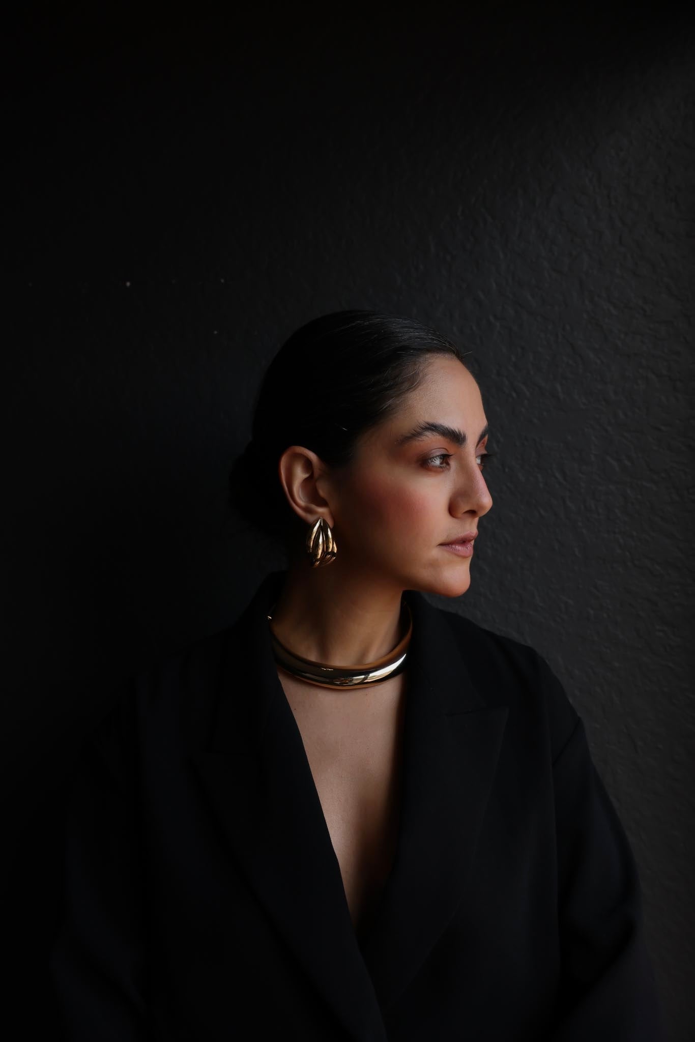 Golden Wave Vintage Earrings|Vintage Baazaar 