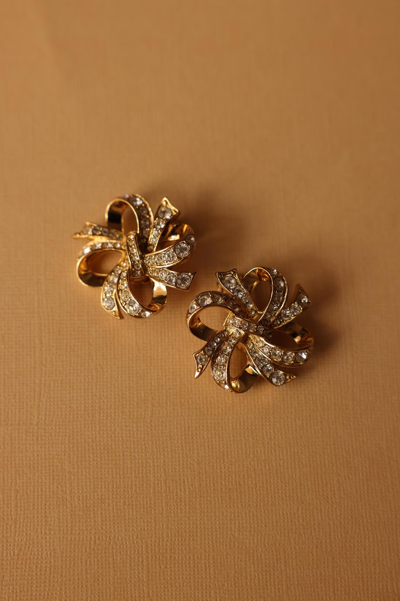 KJL for AVON Rhinestone Bow Clip-On Earrings|Vintage Baazaar 