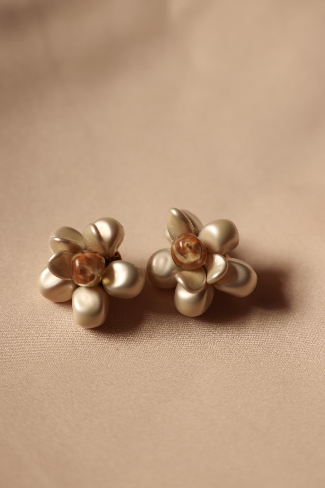 1950s Pearlized Ivory Floral Clip-On Earrings