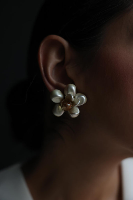 1950s Pearlized Ivory Floral Clip-On Earrings