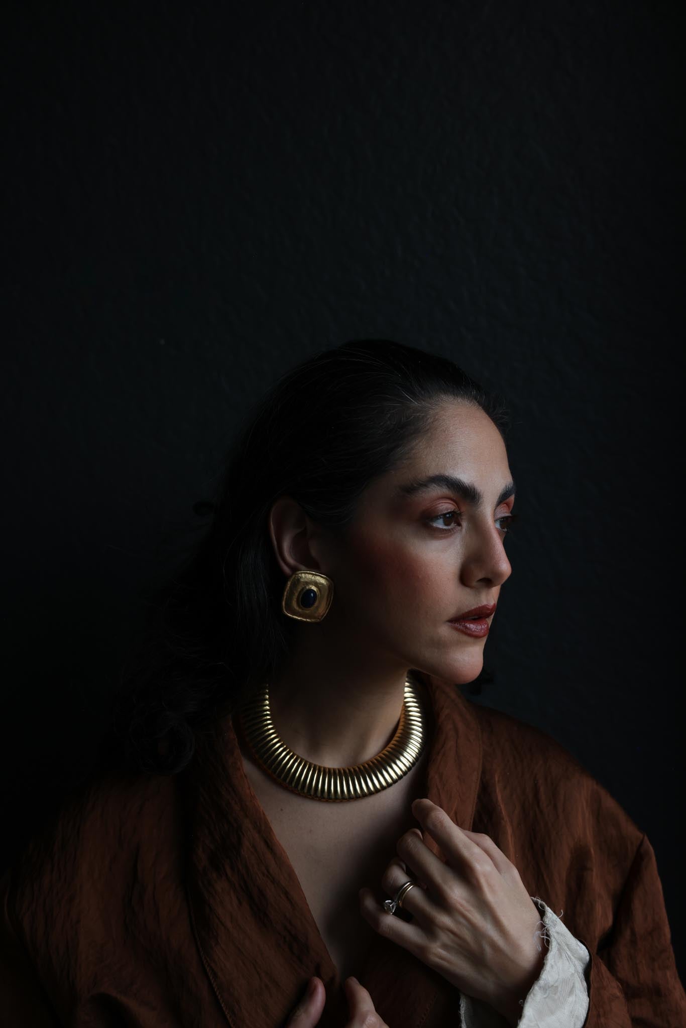 1980s Gold Tone Omega Coil Necklace