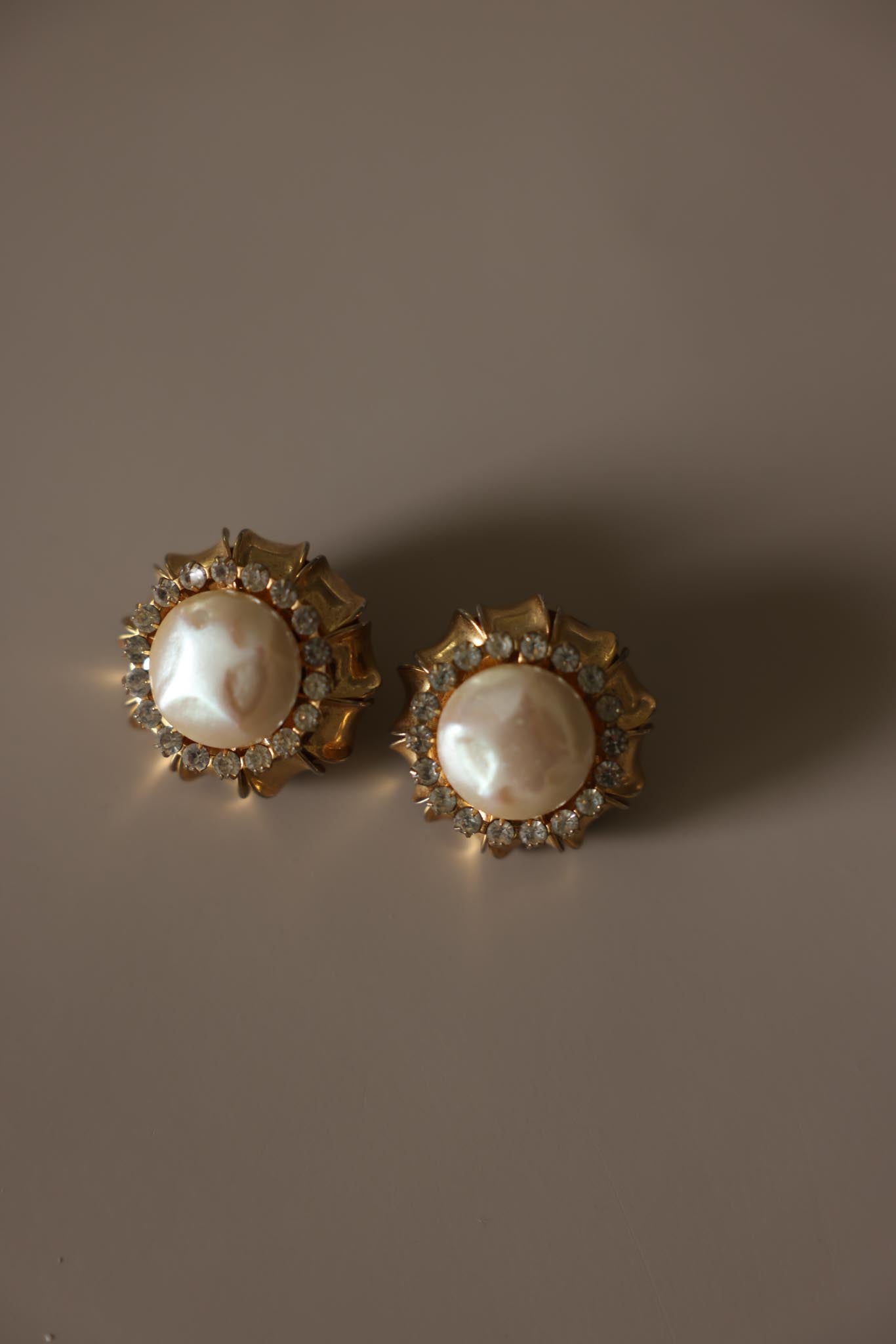 Gold Tone Faux Pearl & Clear Rhinestone Clip-On Earrings | 1980s
