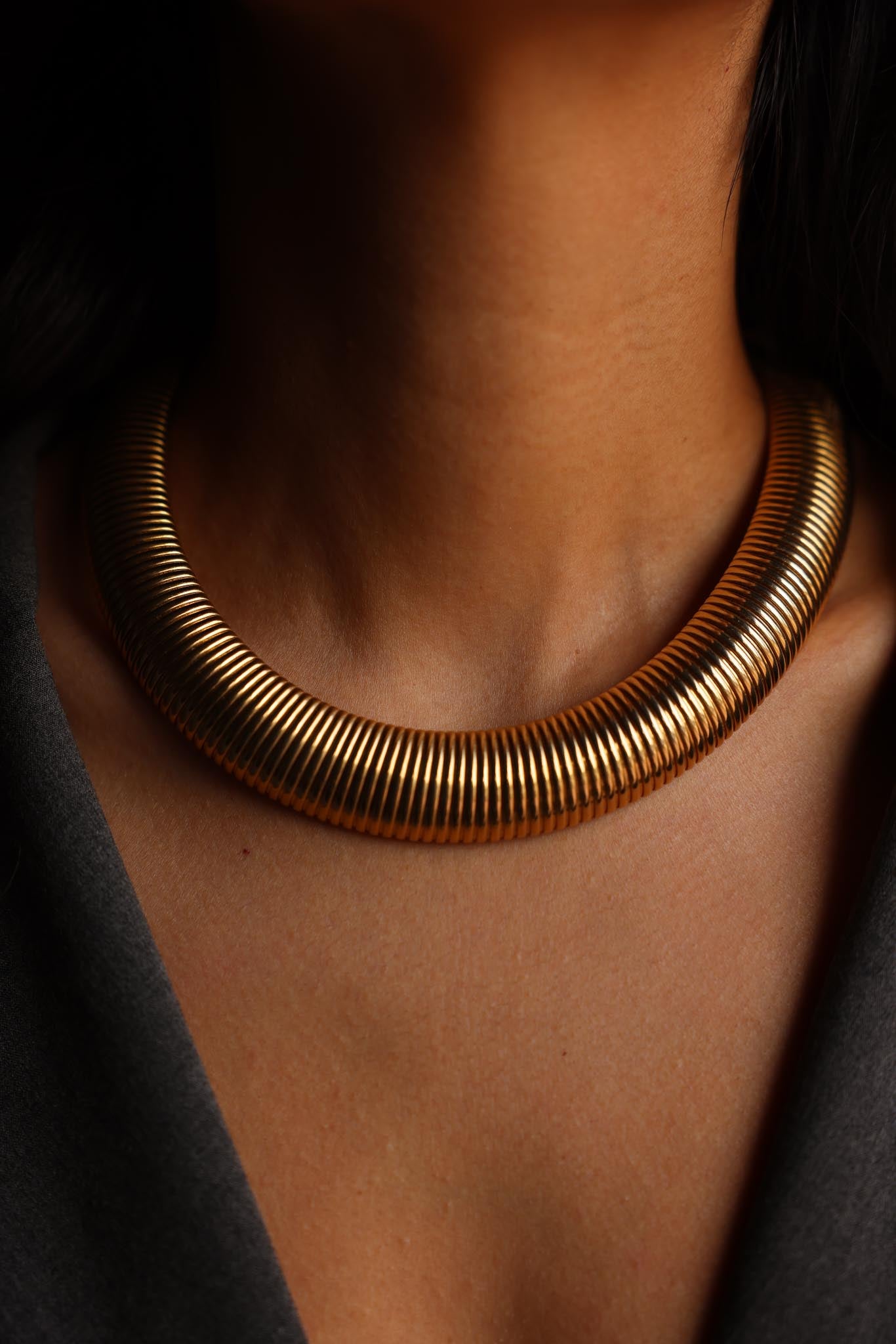 Vintage Gold-Tone Omega Chain Necklace|Vintage Baazaar 