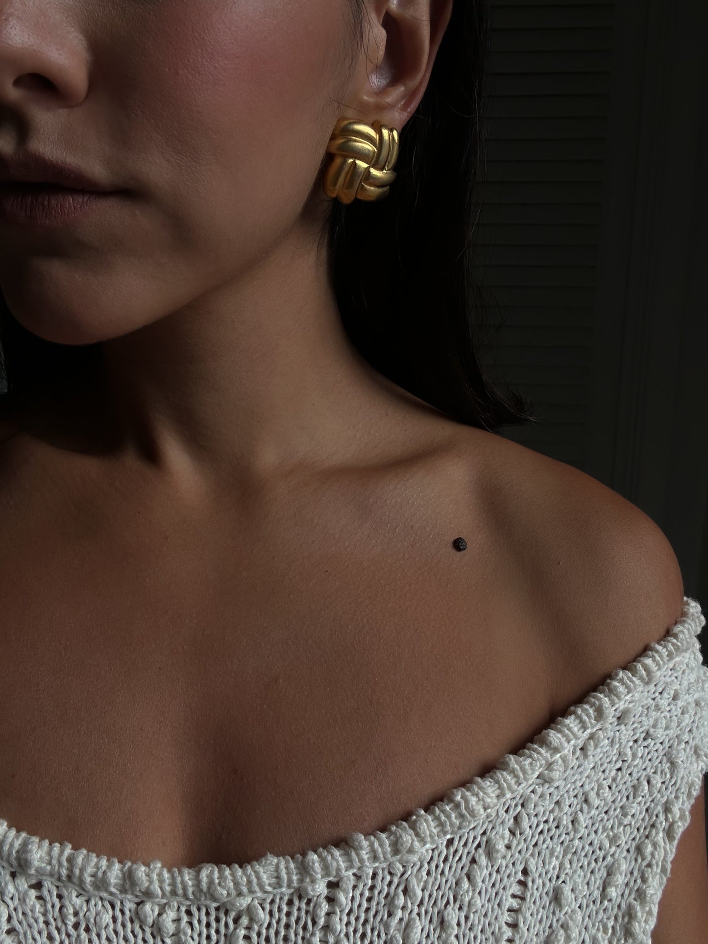 Golden Knot Earrings|Vintage Baazaar 