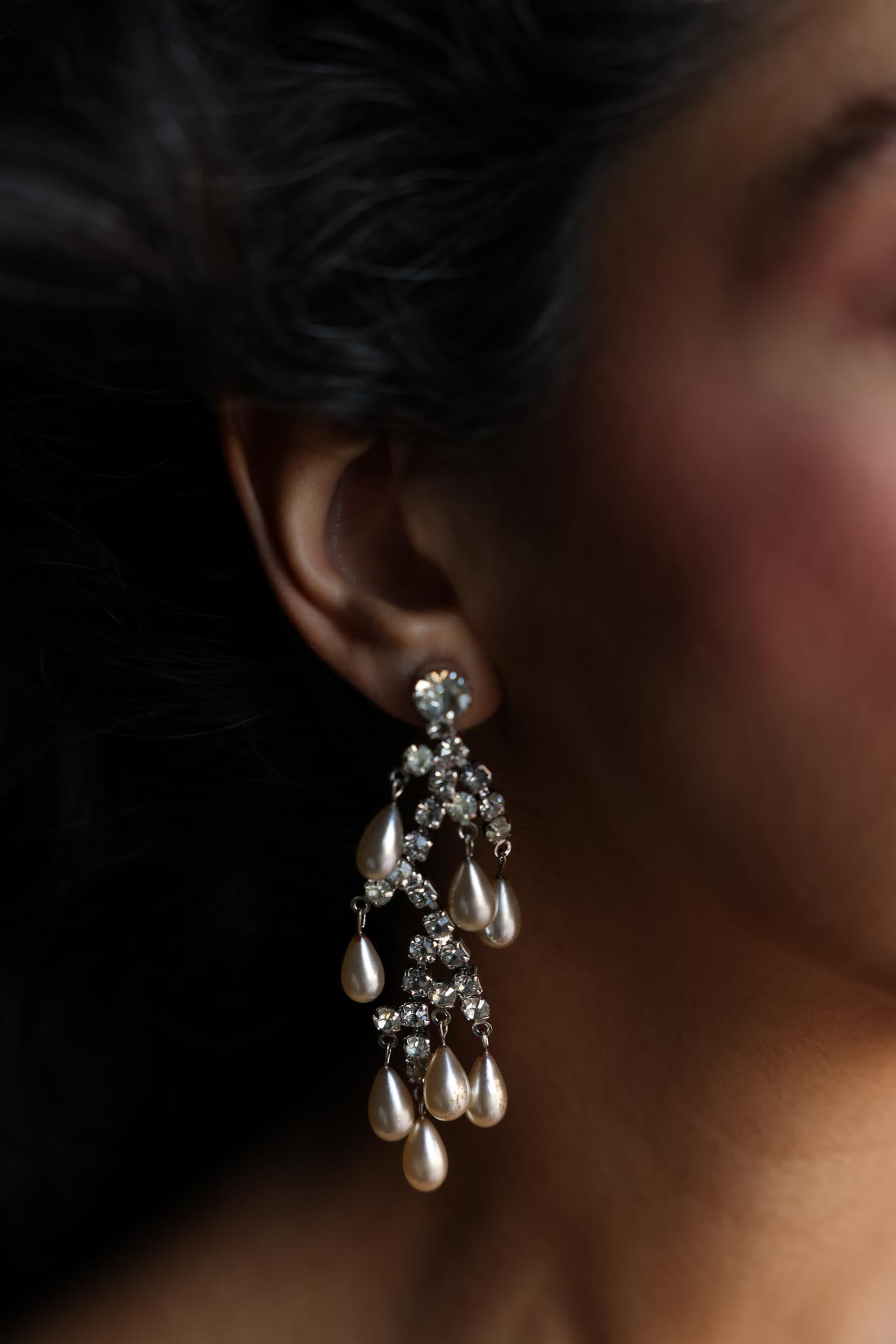 Cascading Pearl Drop Clip-On Earrings|Vintage Baazaar 