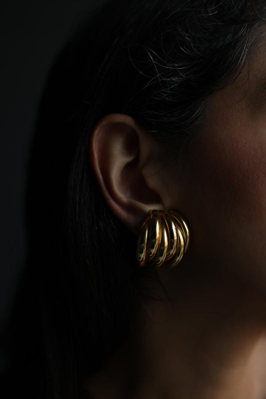 Vintage Chunky Gold Tone Clip-On Earrings