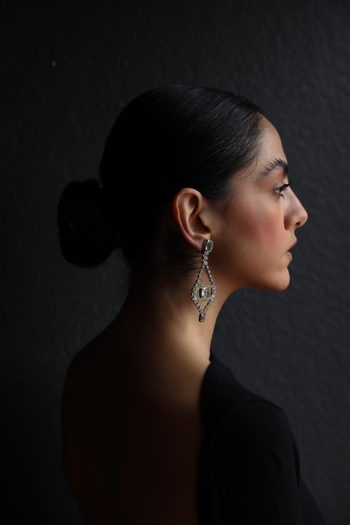 Glamour Arc Clip-On Earrings|Vintage Baazaar 