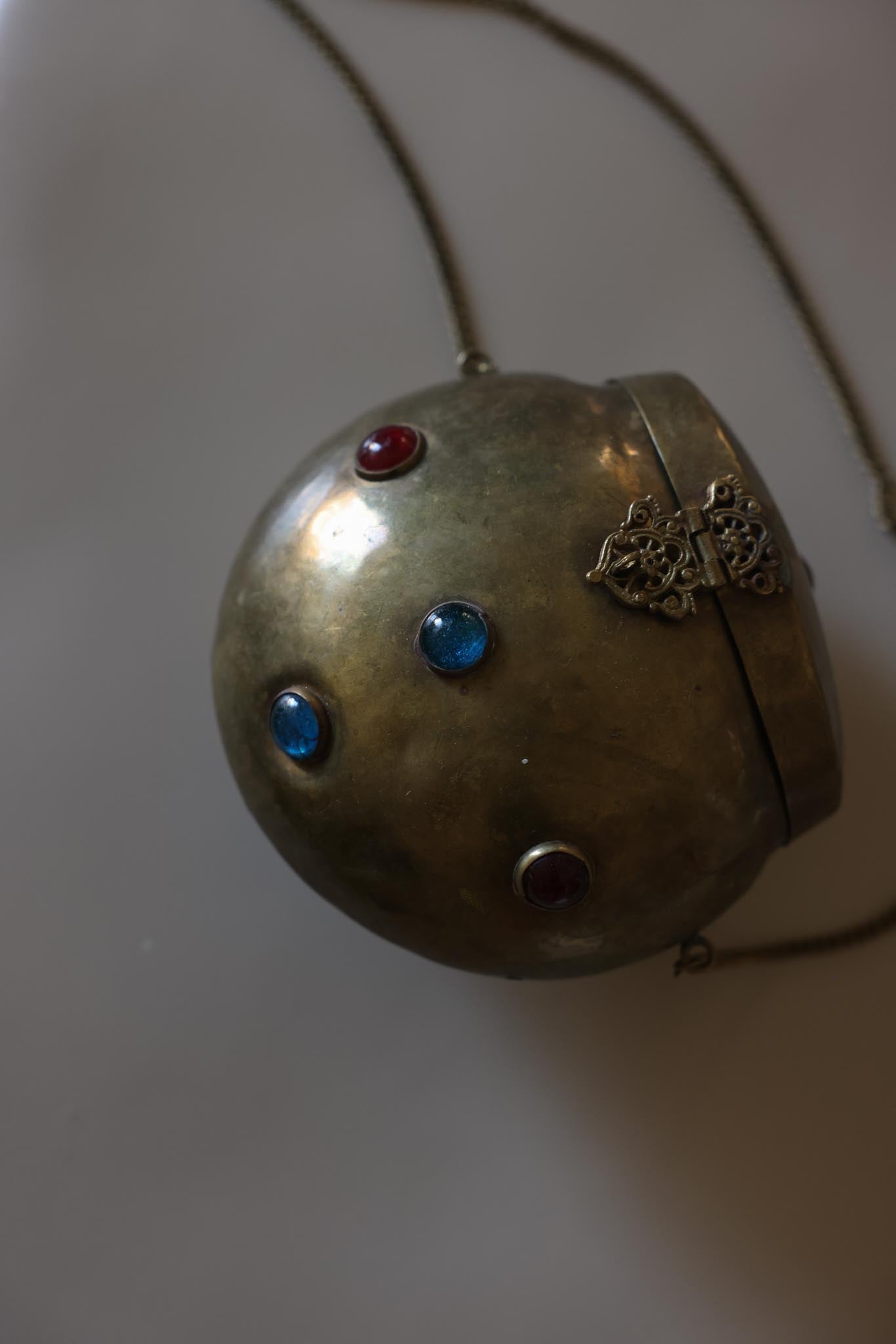 Antique Brass Gemstone Orb Evening Bag|Vintage Baazaar 