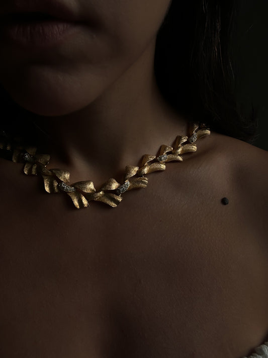 Twist of Elegance Necklace|Vintage Baazaar 