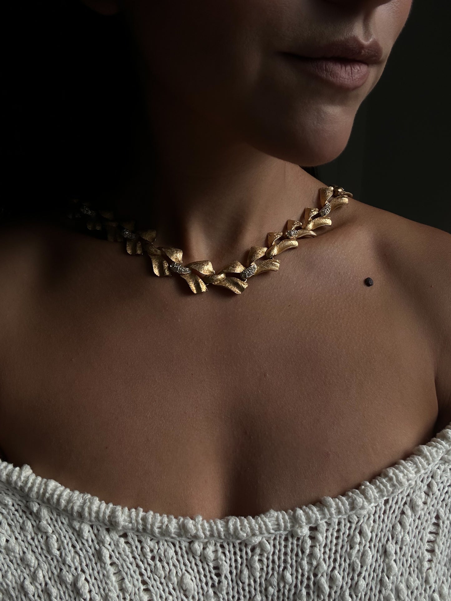 Twist of Elegance Necklace|Vintage Baazaar 