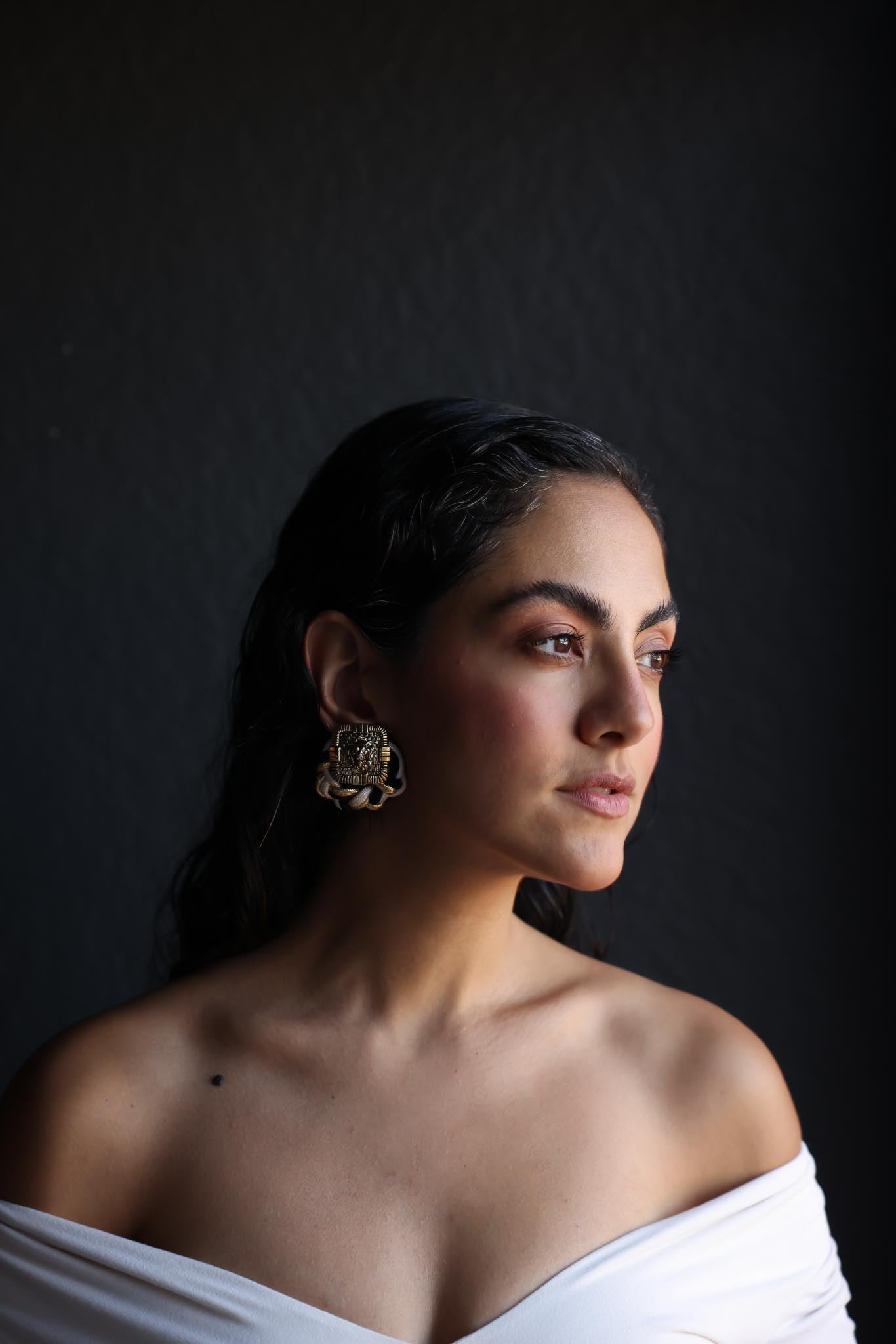 Lion Crest Corded Clip-On Earrings|Vintage Baazaar 