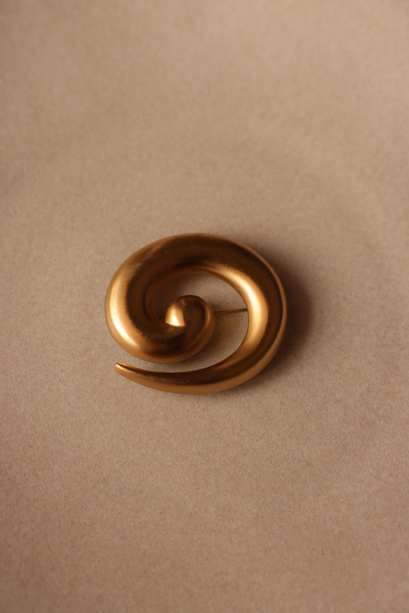 Monet Spiral Matte Gold Brooch|Vintage Baazaar 