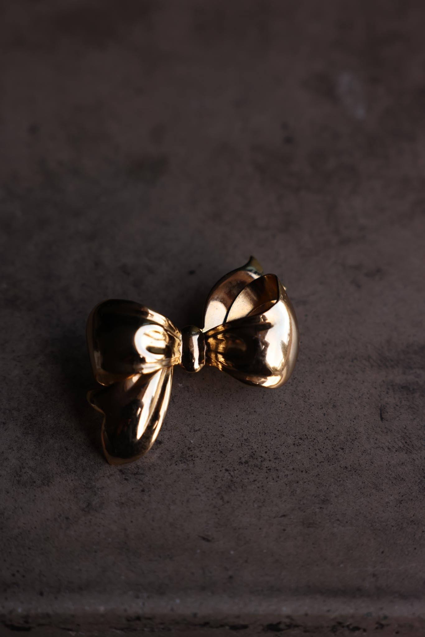 Gold-Tone Sculpted Bow Brooch