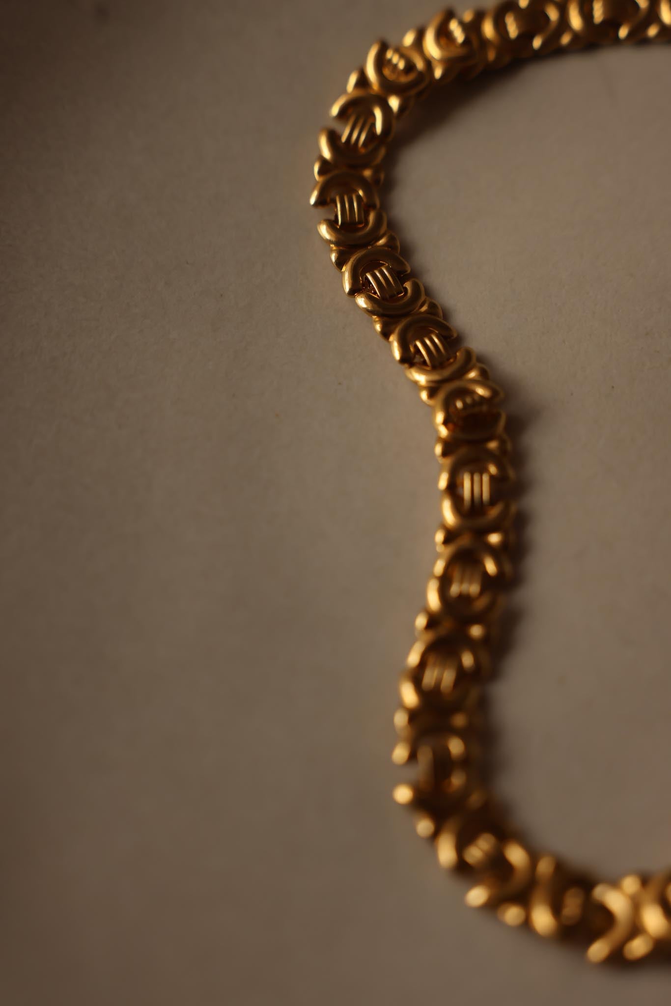Avon Gold-Tone Link Necklace