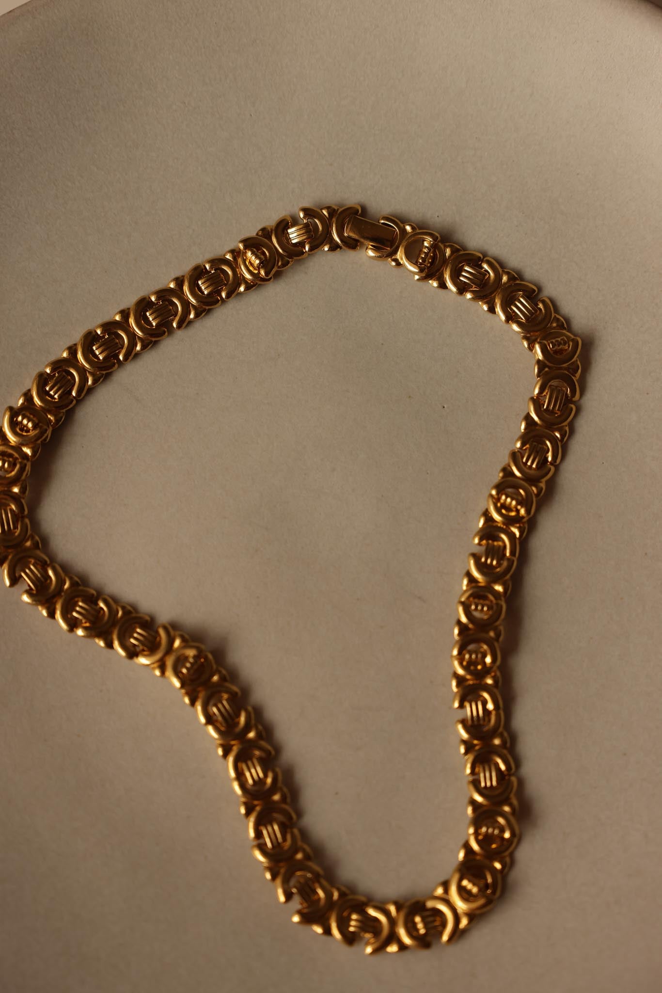 Avon Gold-Tone Link Necklace