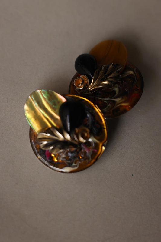 Vintage Abstract Gold Tone & Amber Marbled Resin Clip-On Earrings