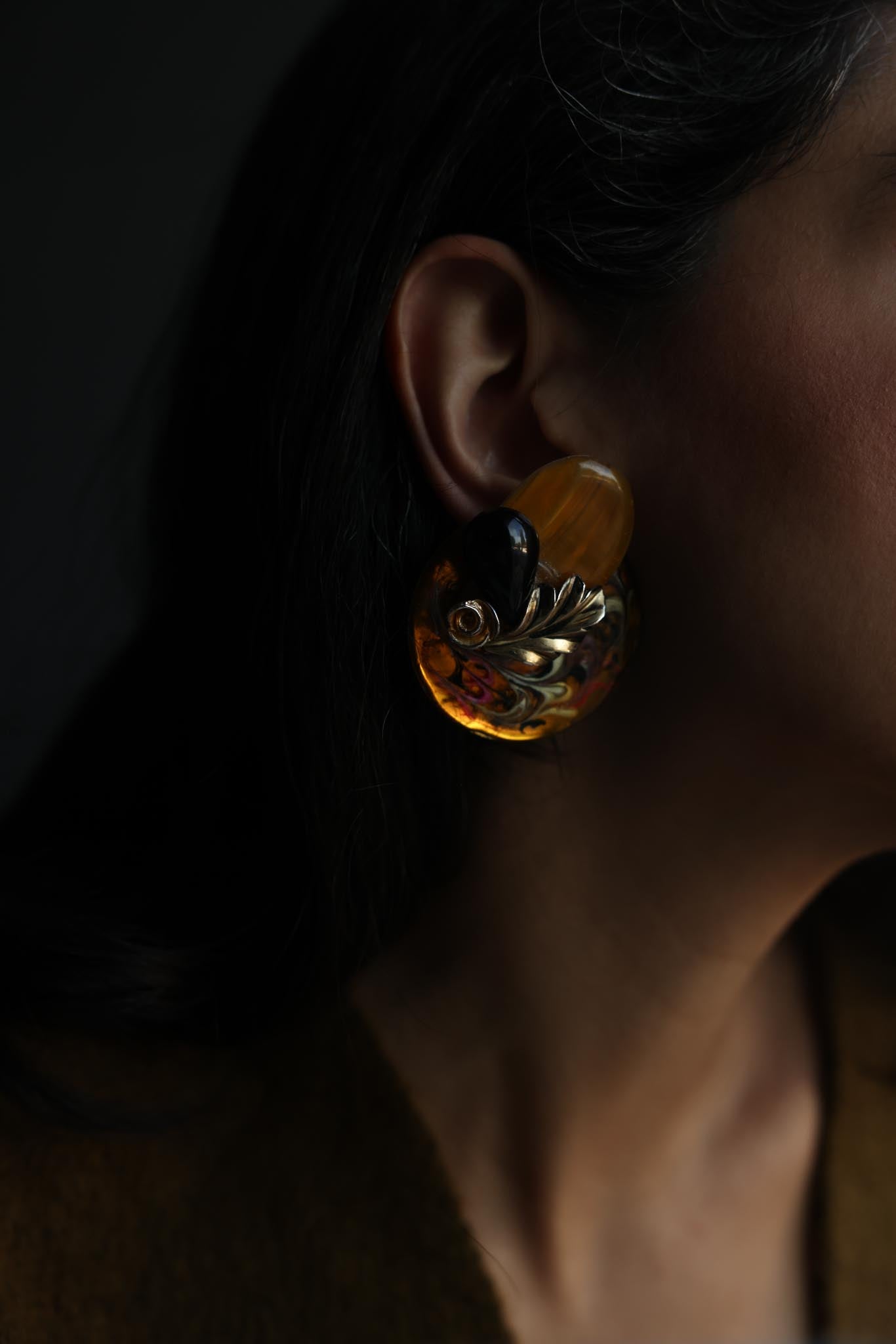 Vintage Abstract Gold Tone & Amber Marbled Resin Clip-On Earrings