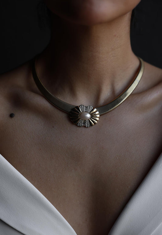 Gold-Tone Omega Chain Necklace|Vintage Baazaar 