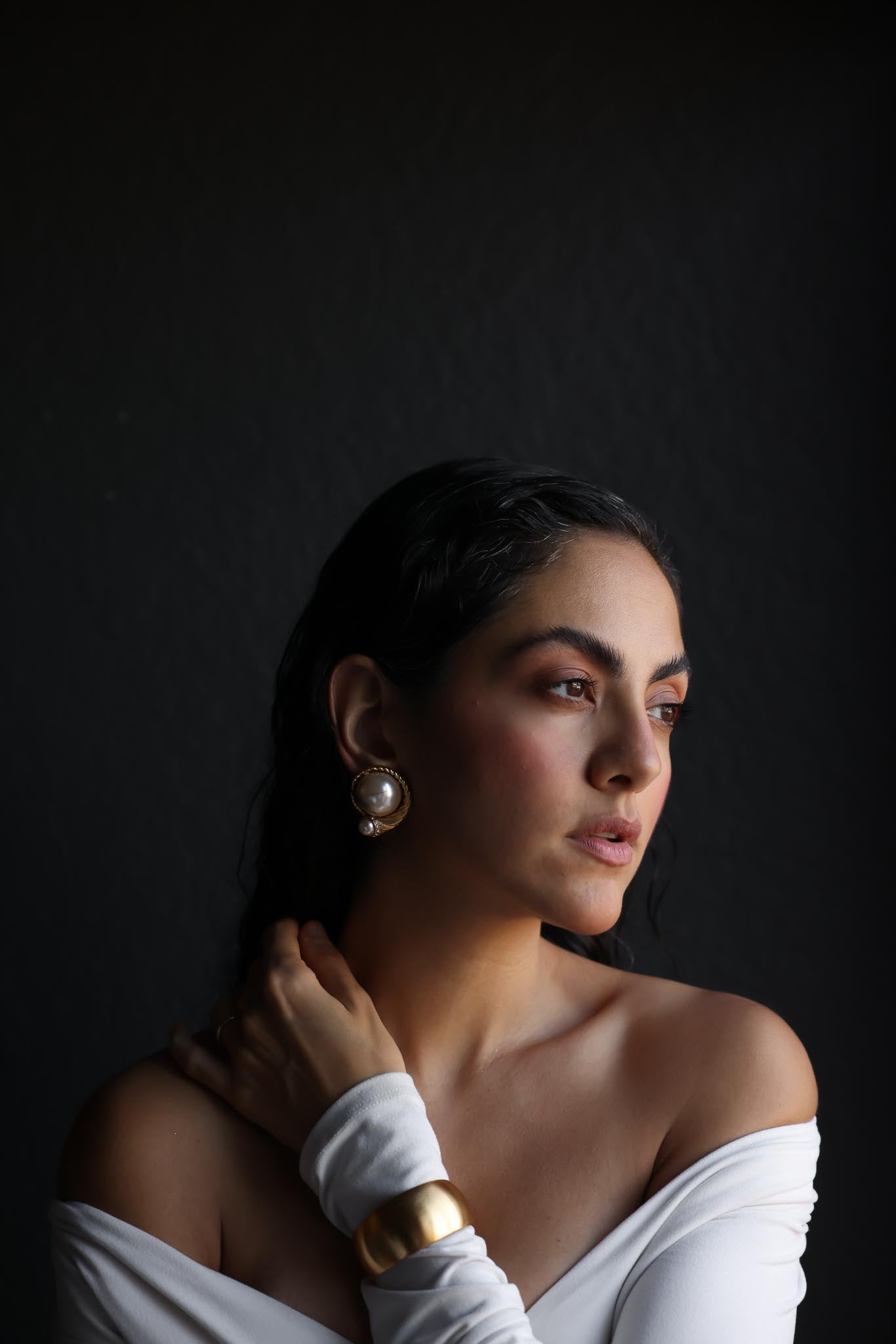 Matte Gold Clip-On Earrings with Faux Pearls and Rhinestones|Vintage Baazaar 