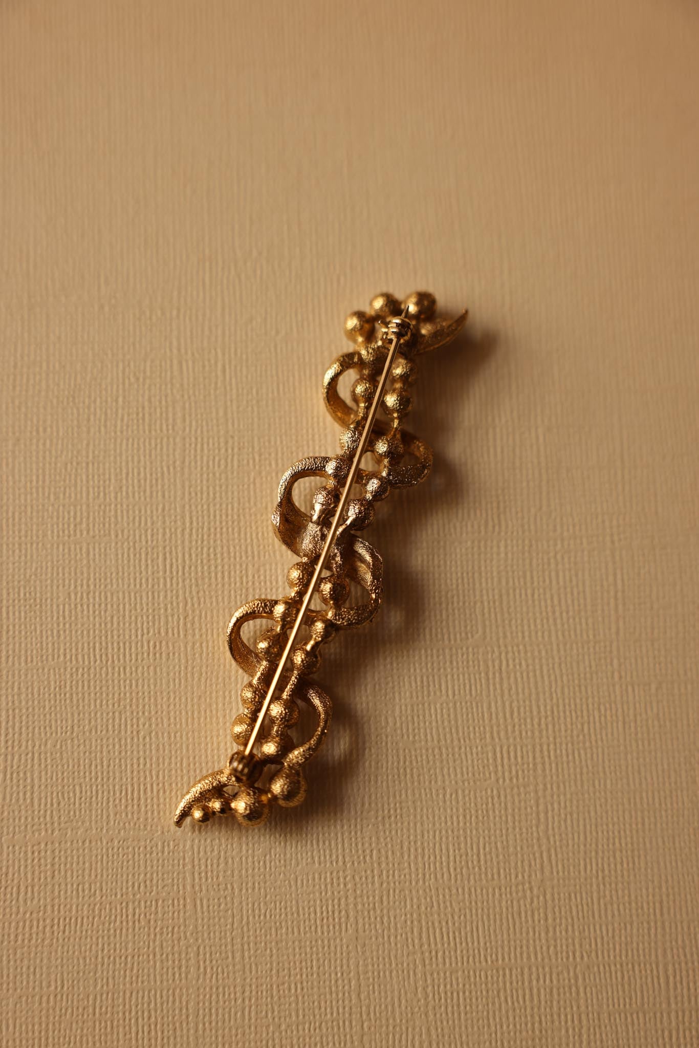 Gold-Plated Faux Pearl Spiral Brooch with Rhinestones|Vintage Baazaar 
