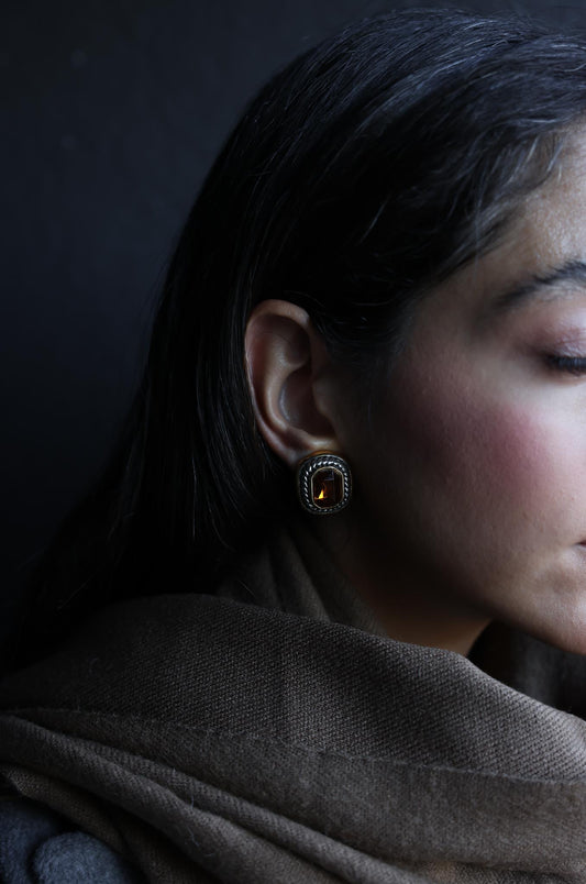 Two Tone Amber Elegance|Vintage Baazaar 