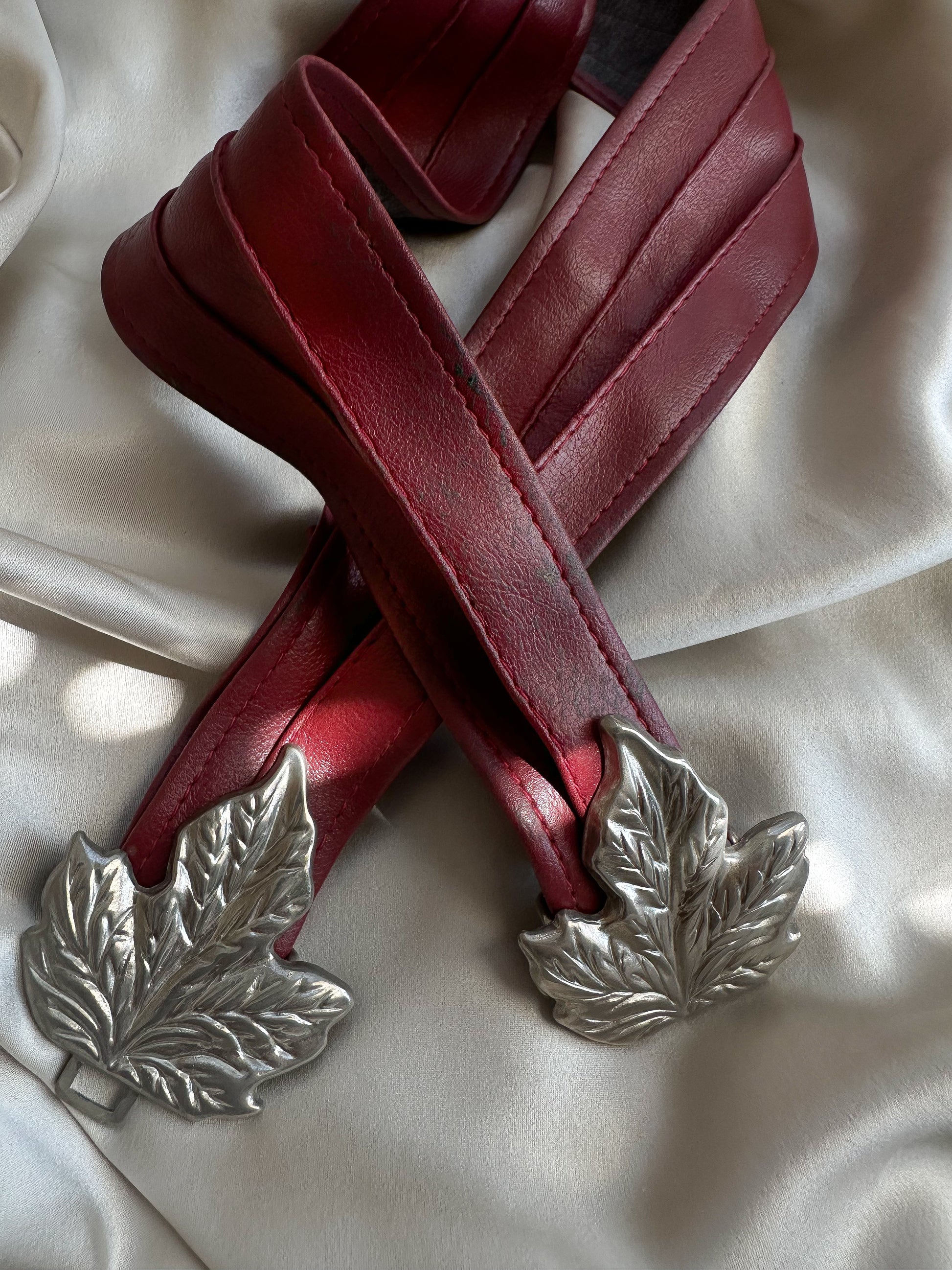 Crimson Maple Vintage Belt|Vintage Baazaar 