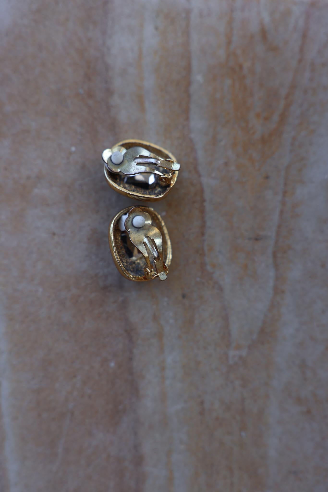 Two Tone Amber Elegance|Vintage Baazaar 