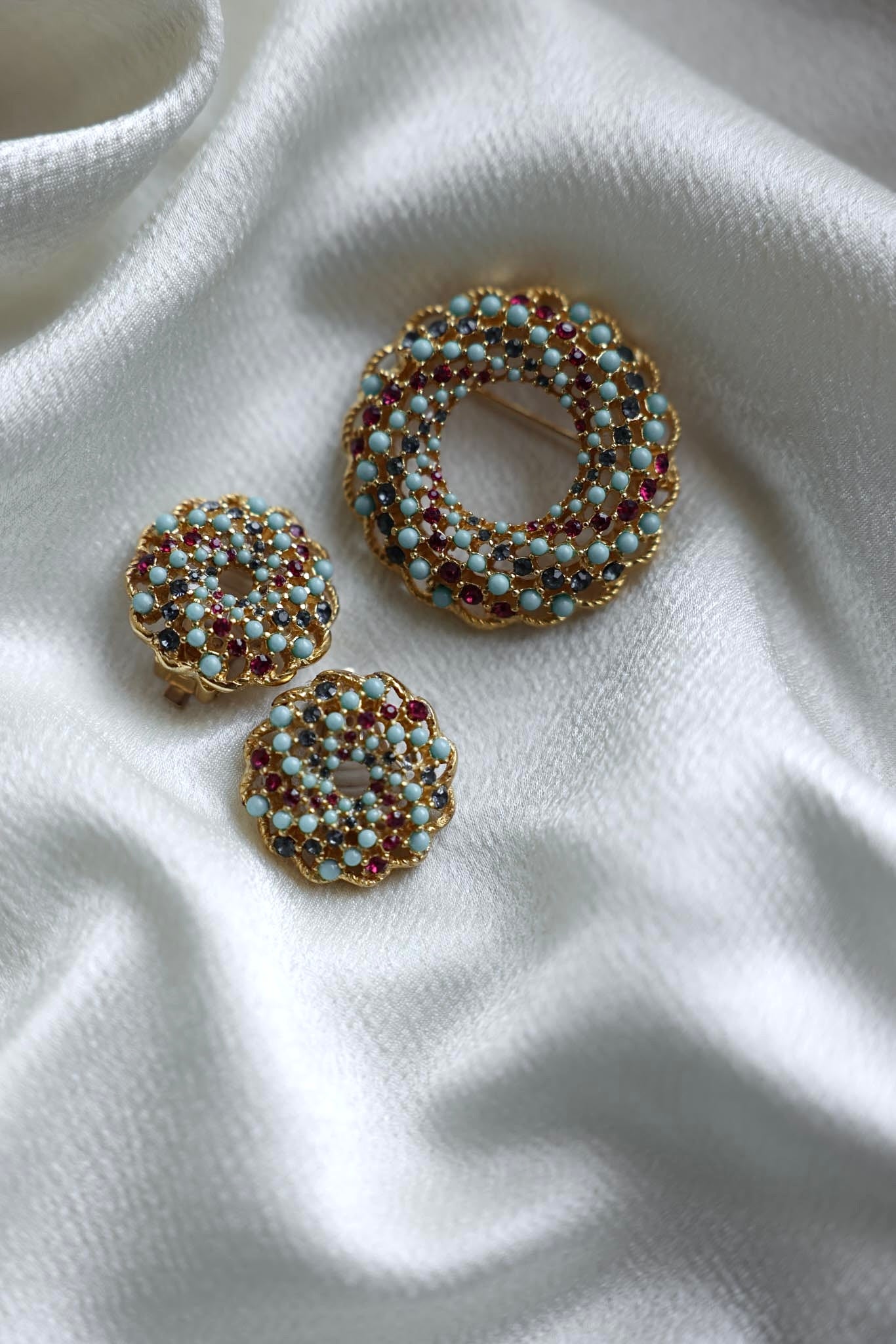 Sarah Coventry Earrings & Brooch Set 1960|Vintage Baazaar 