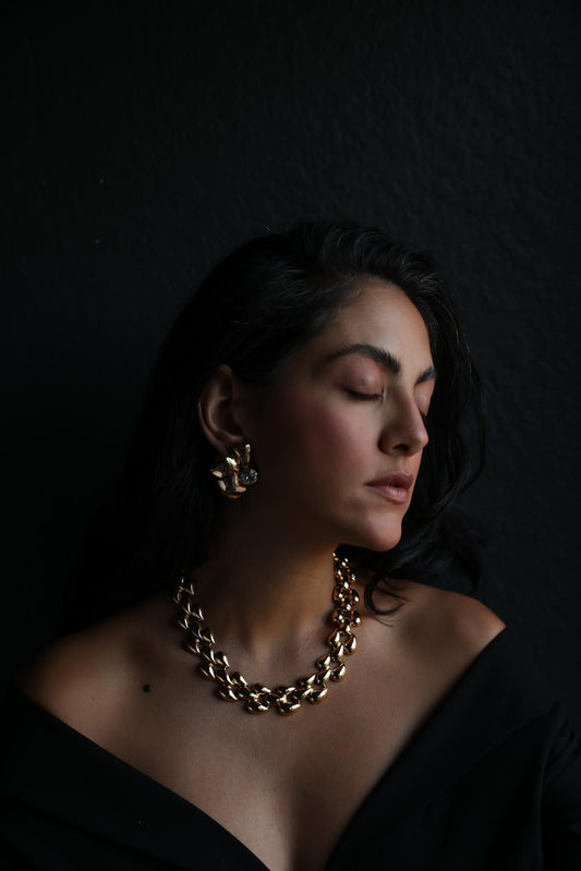 Gold-Tone Teardrop Link Necklace|Vintage Baazaar 